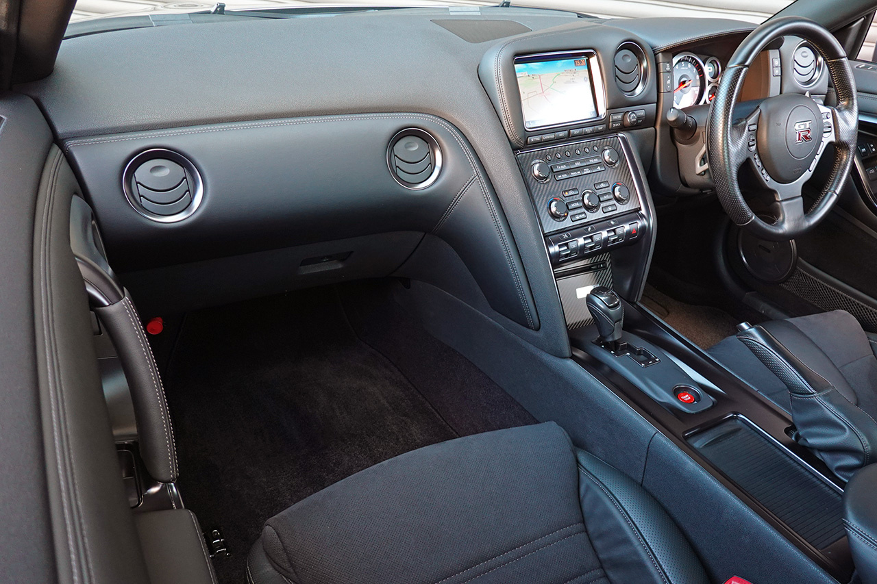 2011 Nissan GT-R R35 GT-R Pure Edition, MY11, Verified LOW Mileage,  ONE OWNER, BOSE Premium Sound System