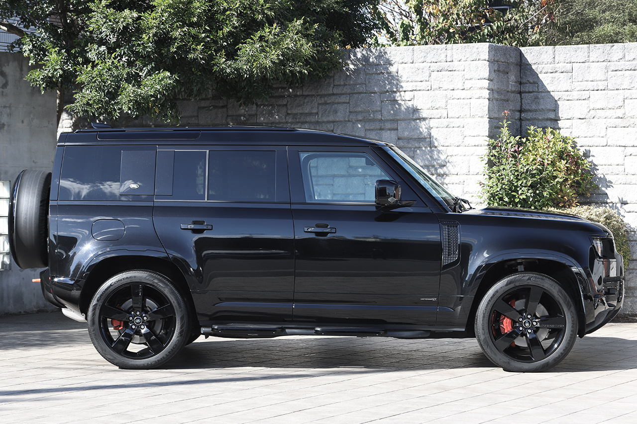 2023 Land Rover DEFENDER 