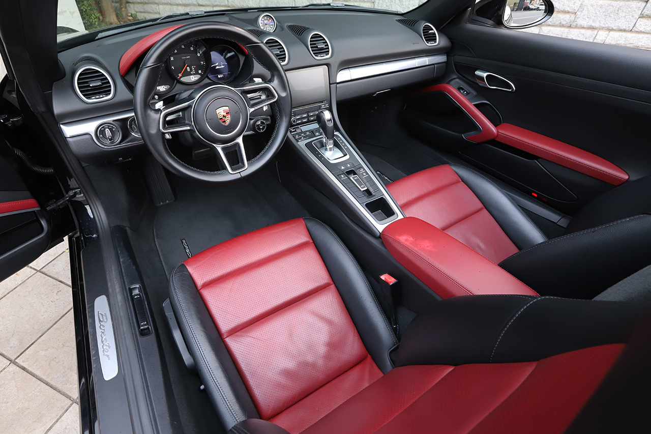 2017 Porsche 718 BOXSTER null