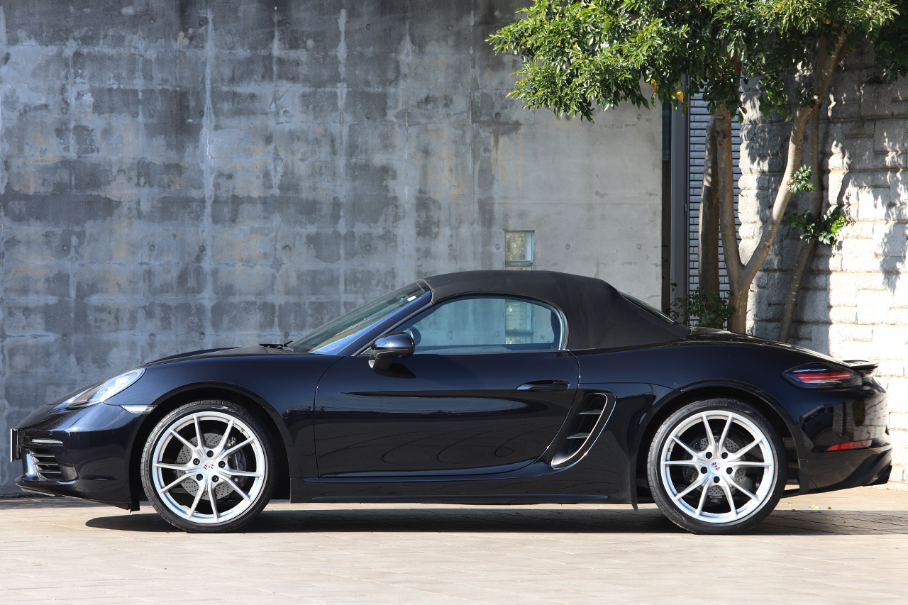 2017 Porsche 718 BOXSTER null