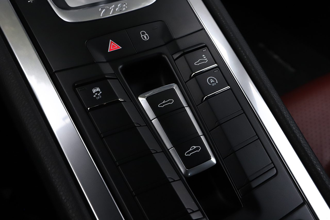 2017 Porsche 718 BOXSTER null