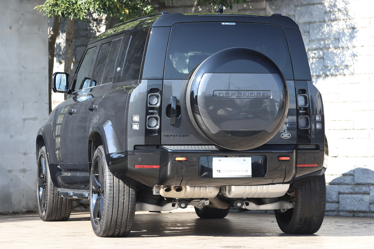 2023 Land Rover DEFENDER 