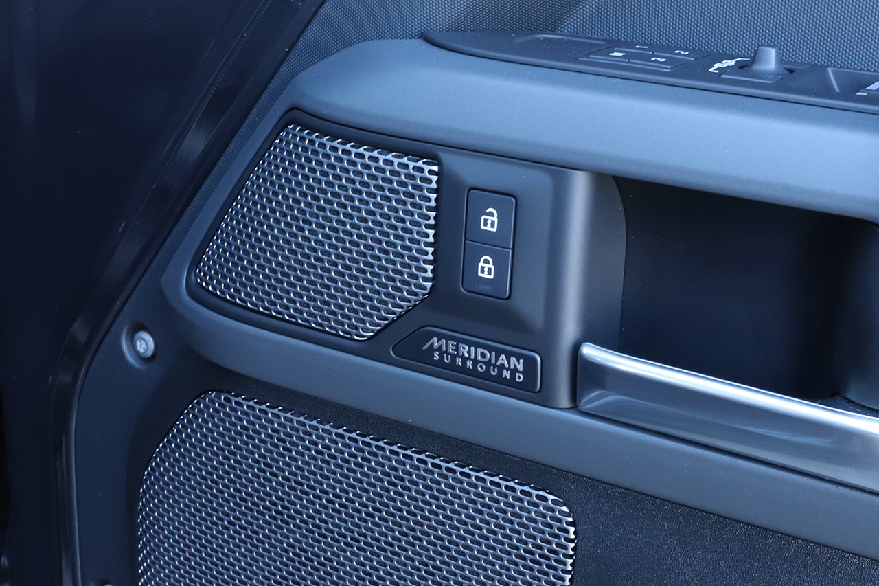 2023 Land Rover DEFENDER 