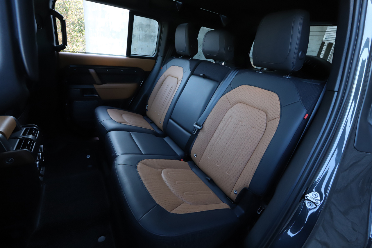 2023 Land Rover DEFENDER 