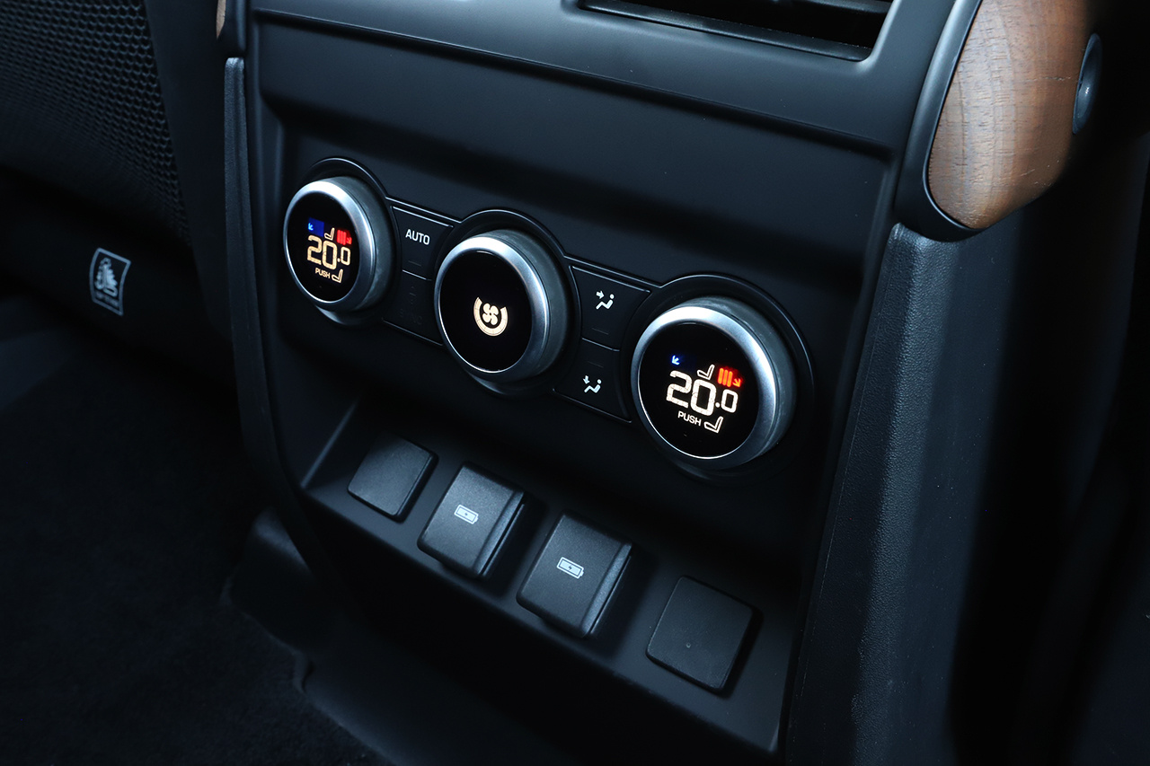 2023 Land Rover DEFENDER 