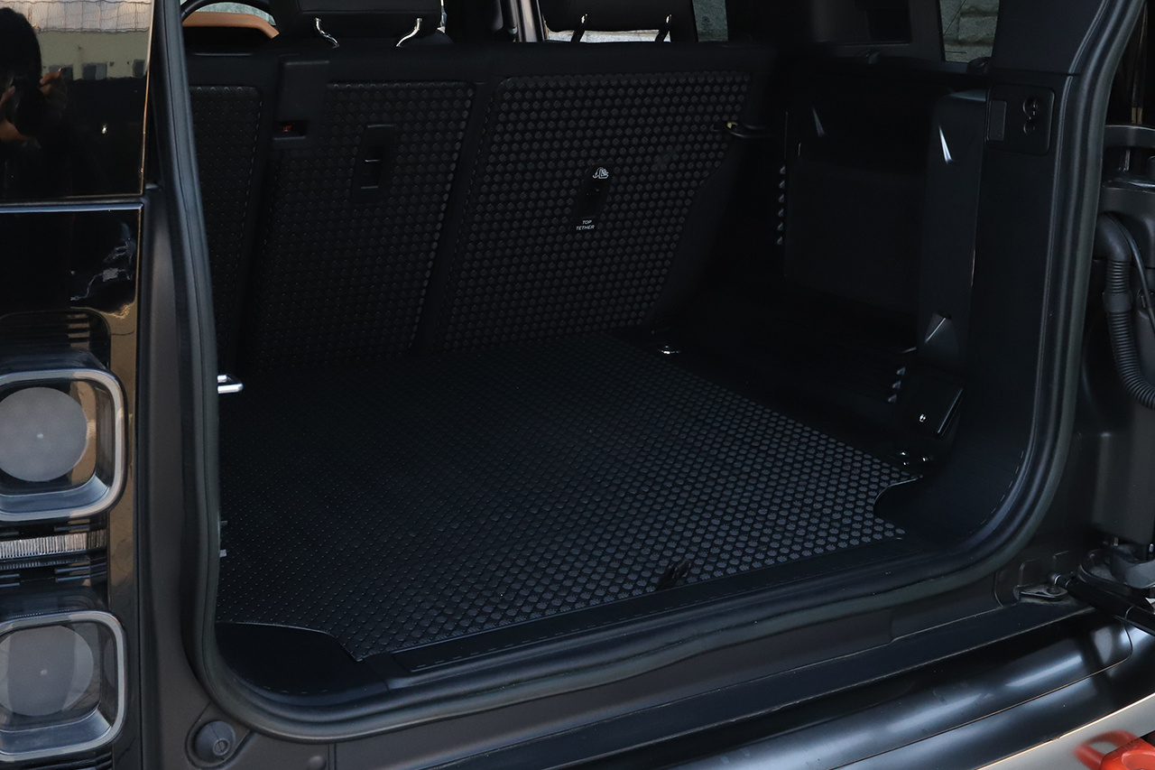 2023 Land Rover DEFENDER 