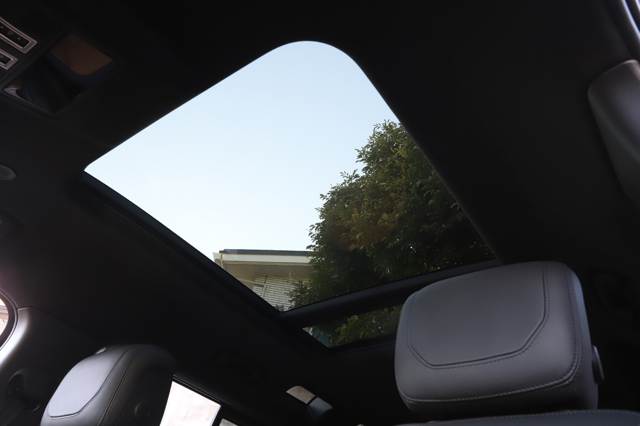 2023 Land Rover DEFENDER 