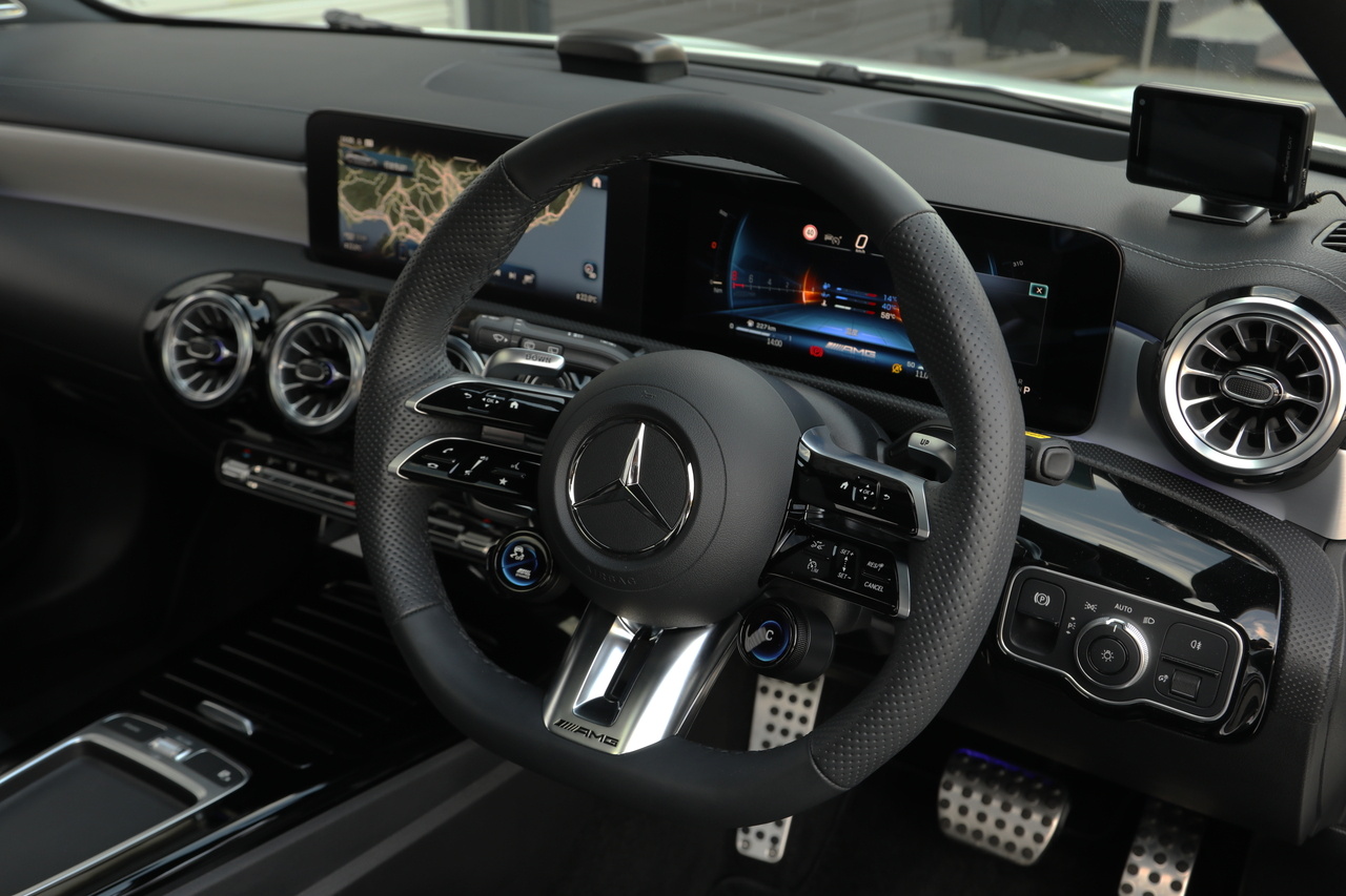 2024 Mercedes-AMG A-CLASS null