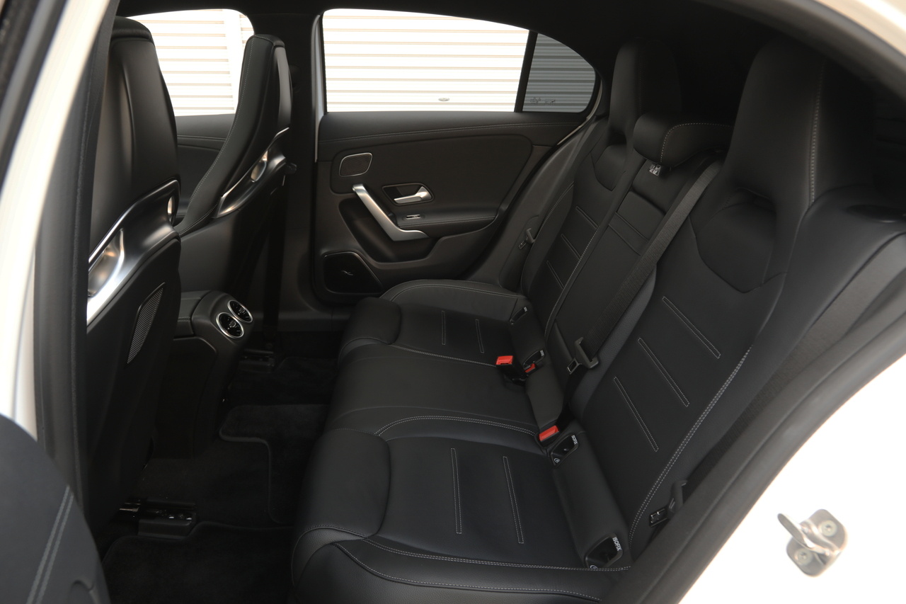 2024 Mercedes-AMG A-CLASS null