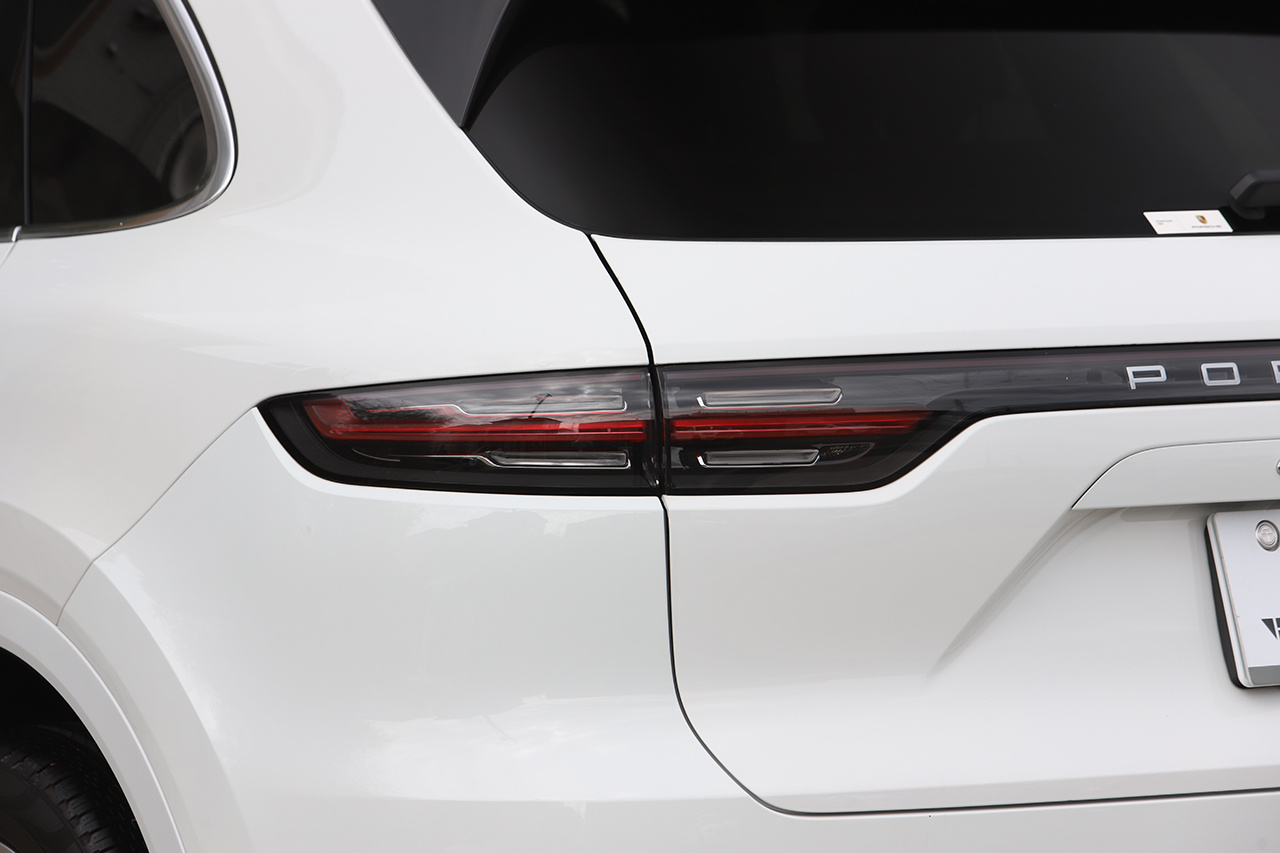 2019 Porsche CAYENNE 