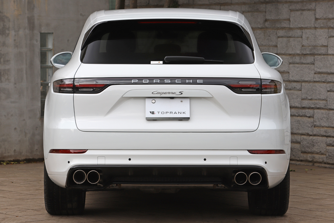 2019 Porsche CAYENNE 