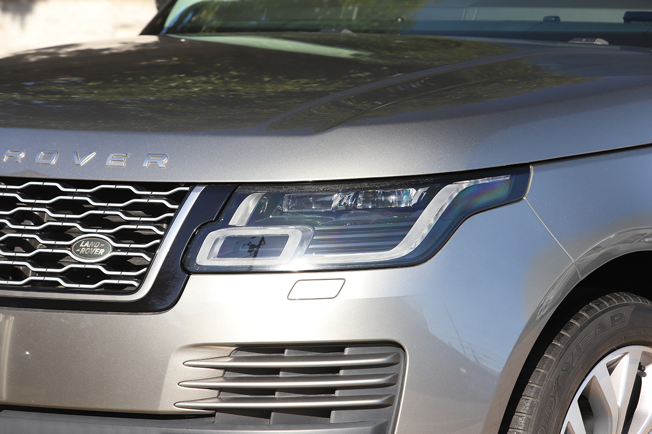 2018 Land Rover RANGE ROVER 