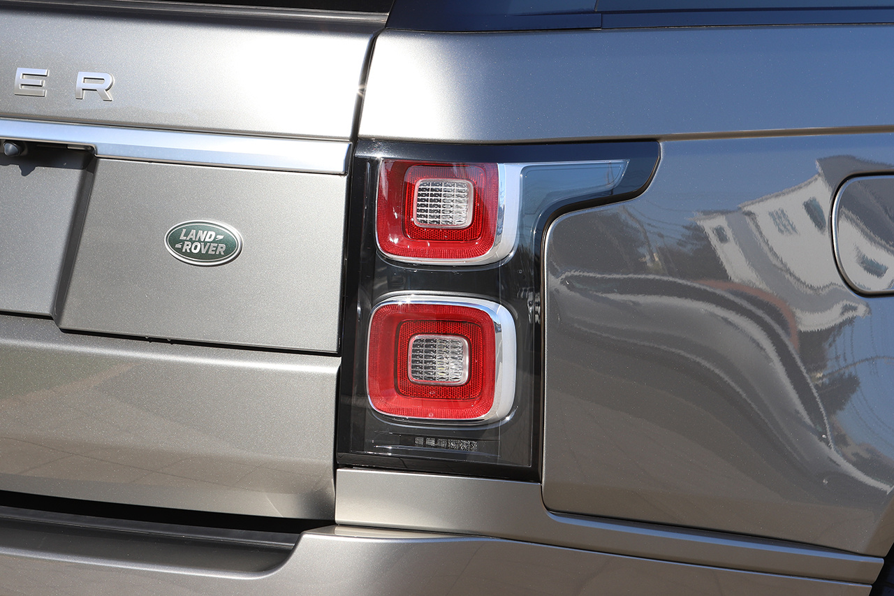 2018 Land Rover RANGE ROVER 