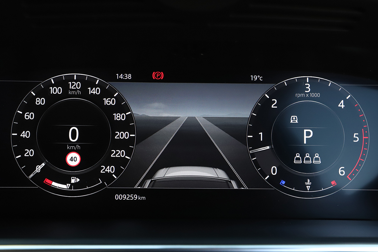 2018 Land Rover RANGE ROVER 