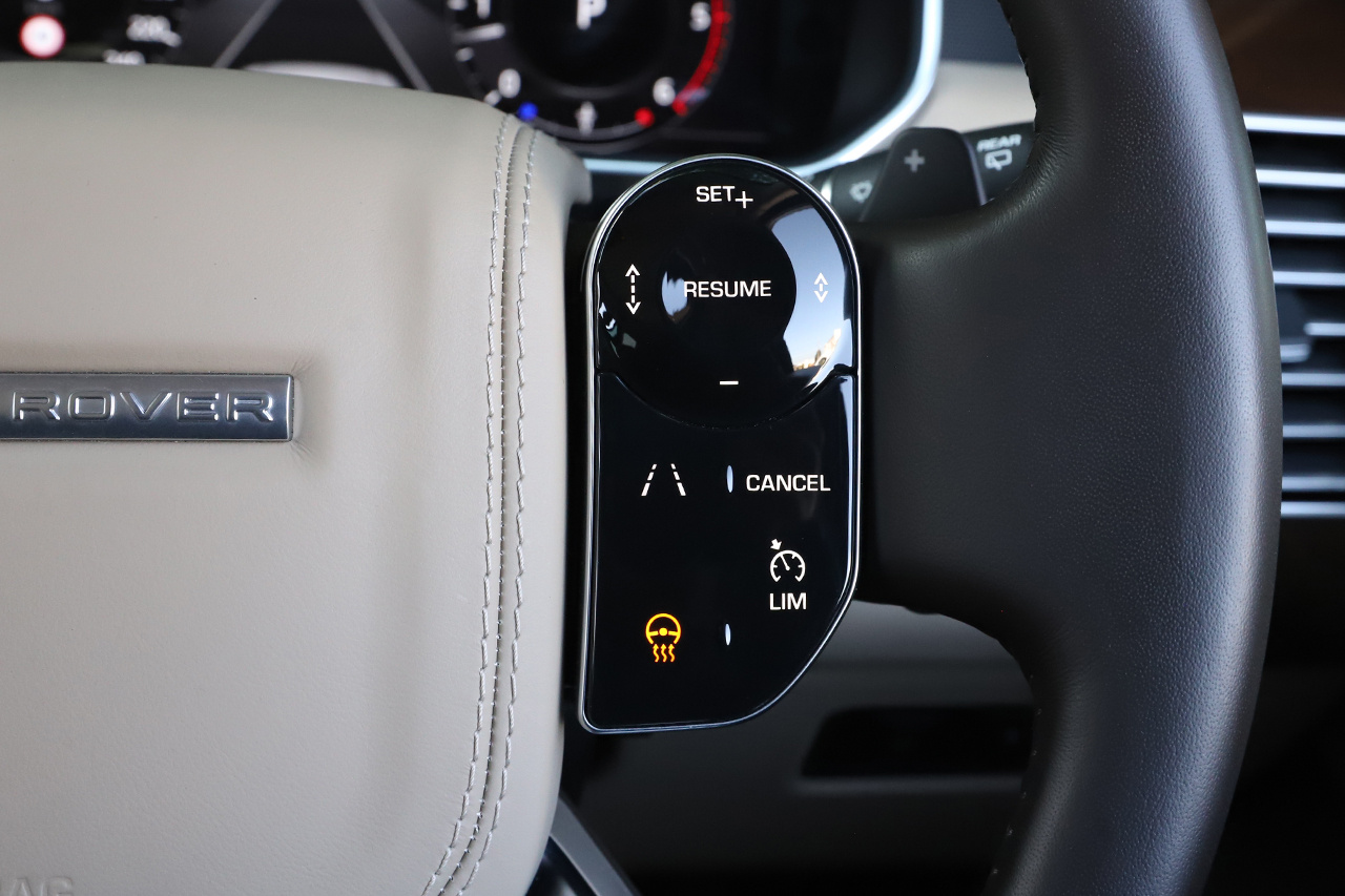 2018 Land Rover RANGE ROVER 