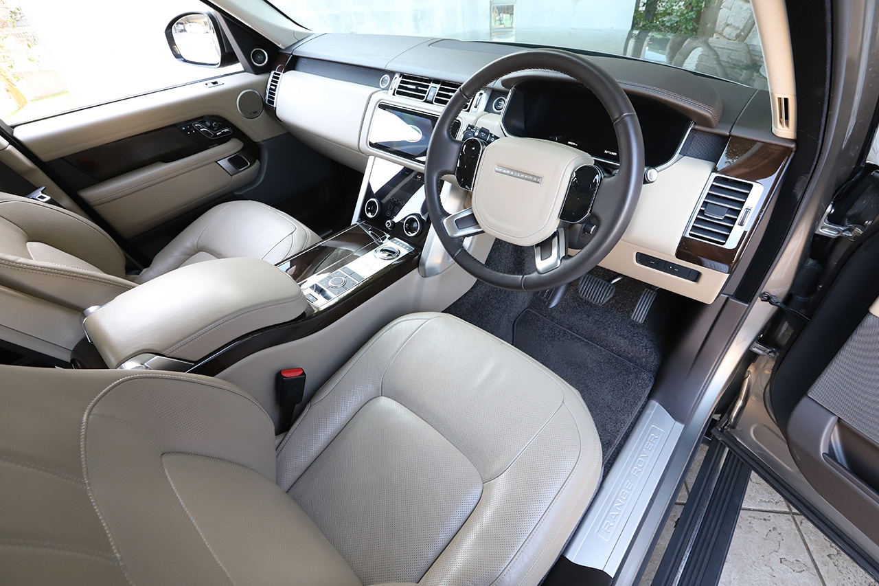 2018 Land Rover RANGE ROVER 