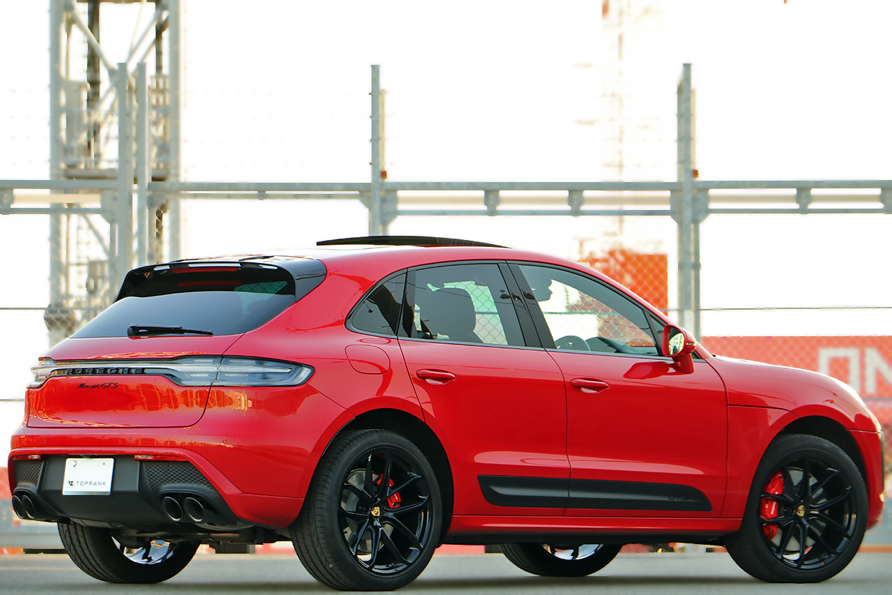 2022 Porsche MACAN 