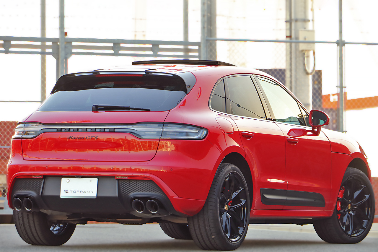 2022 Porsche MACAN 