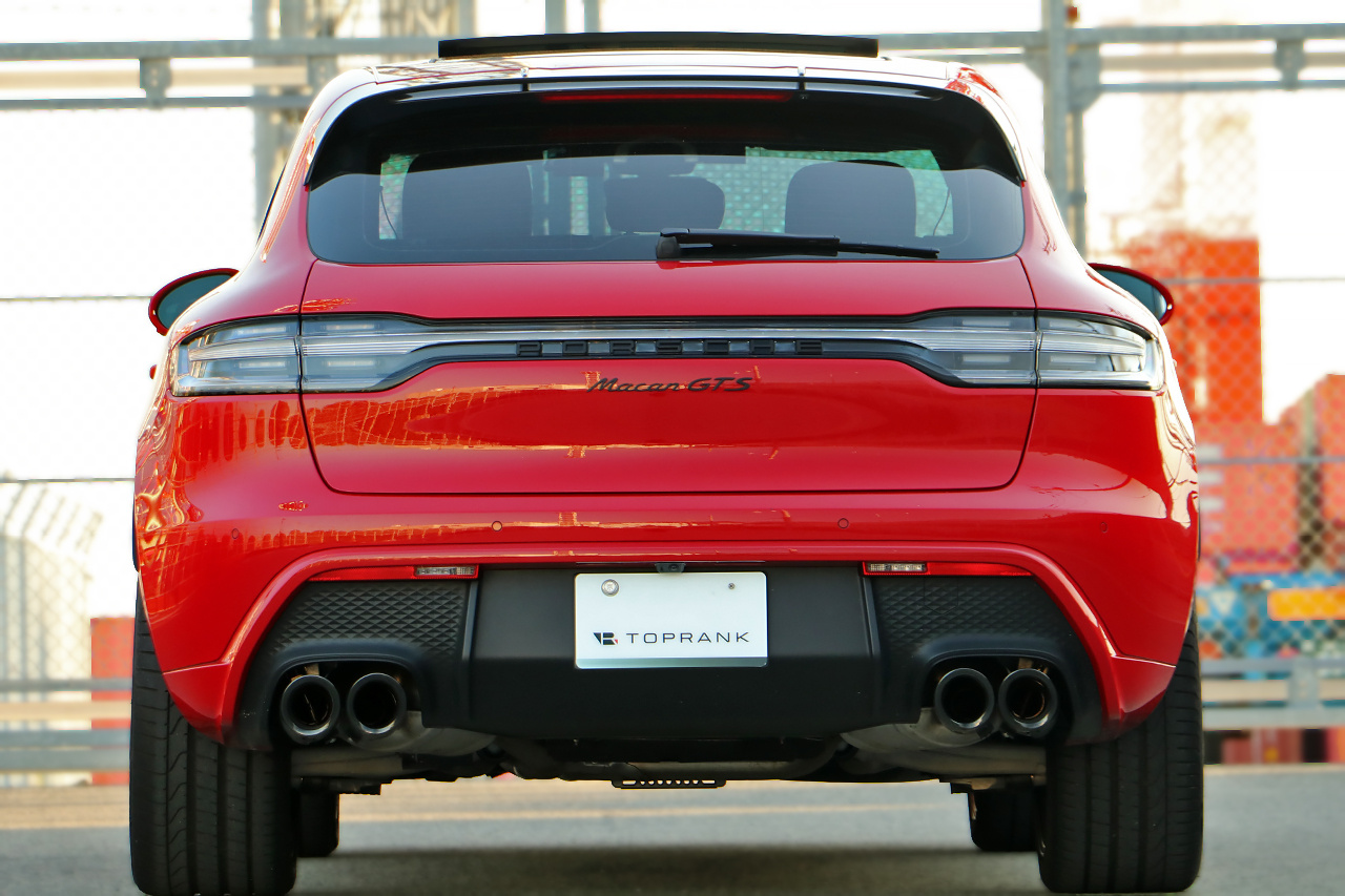 2022 Porsche MACAN 