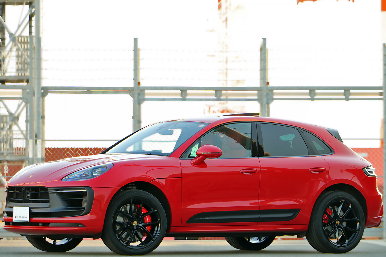 2022 Porsche MACAN 