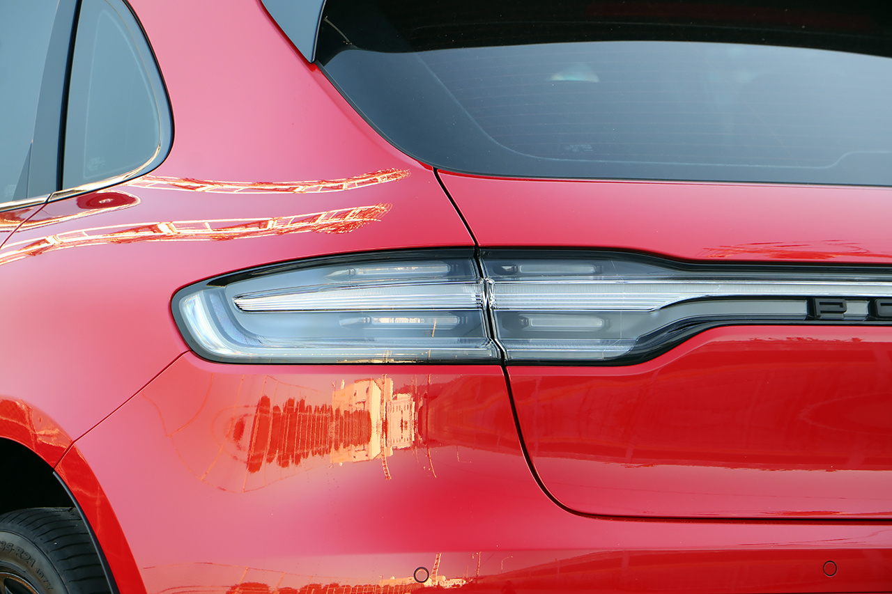 2022 Porsche MACAN 