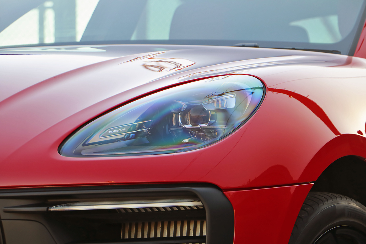 2022 Porsche MACAN 