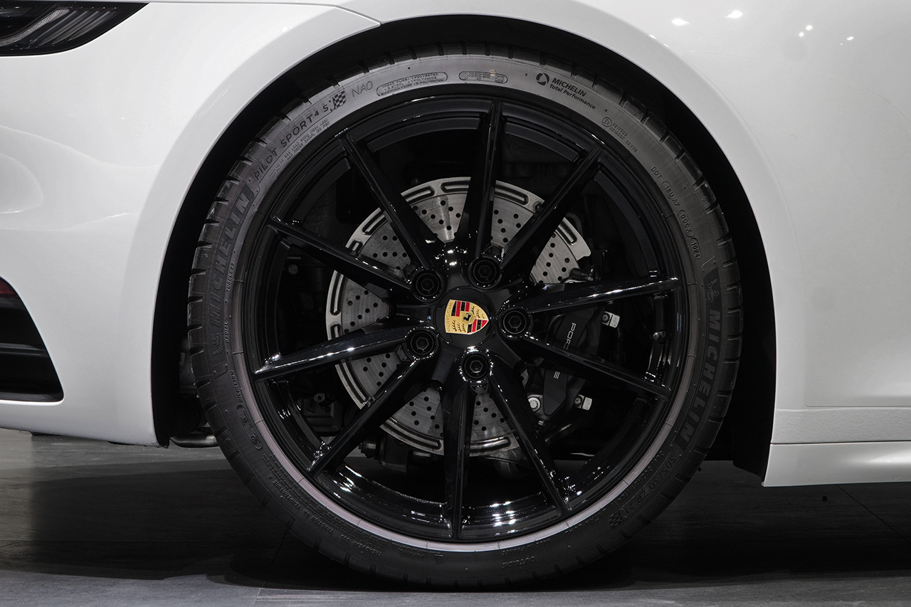 2024 Porsche 911 null