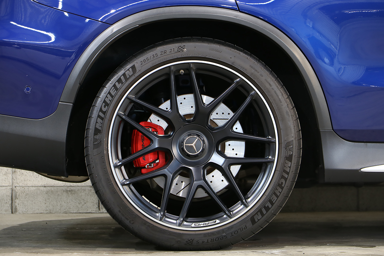 2021 Mercedes-AMG glc-class null