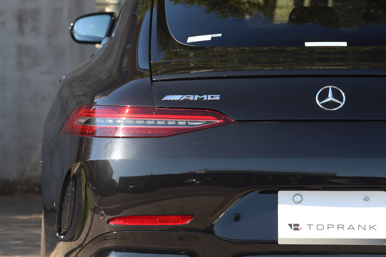 2022 Mercedes-AMG GT 