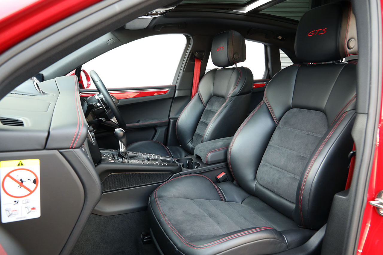 2018 Porsche MACAN null