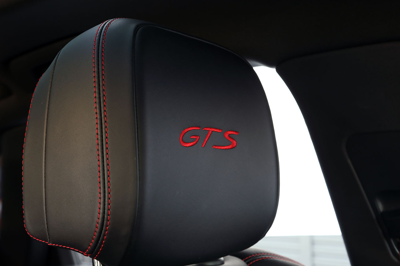 2018 Porsche MACAN null