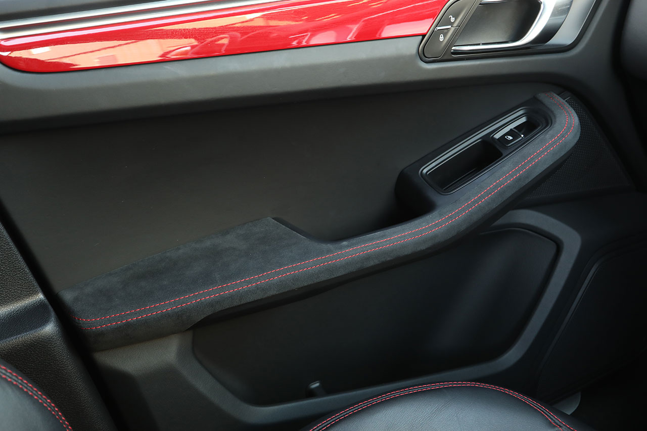 2018 Porsche MACAN null