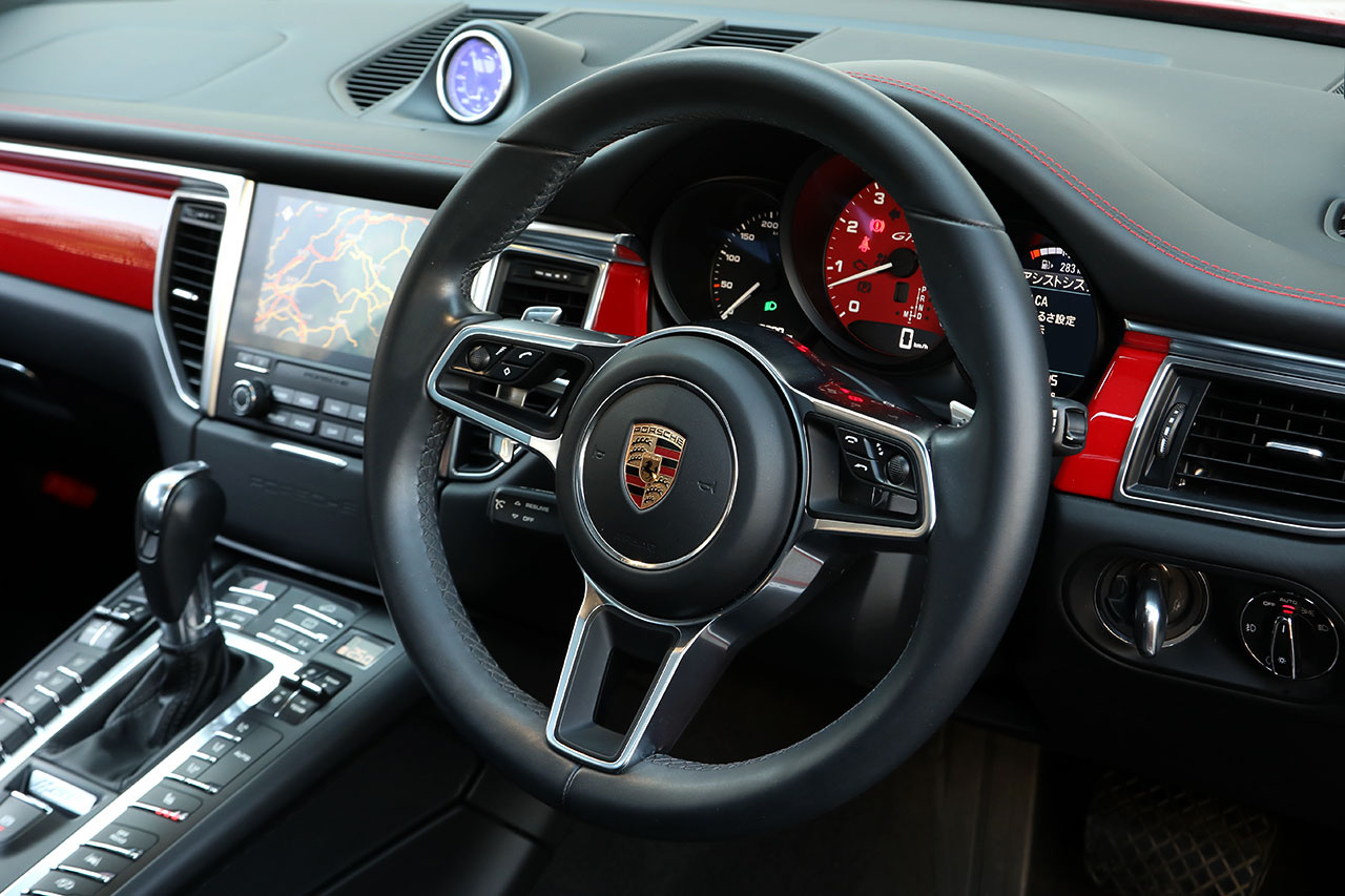 2018 Porsche MACAN null