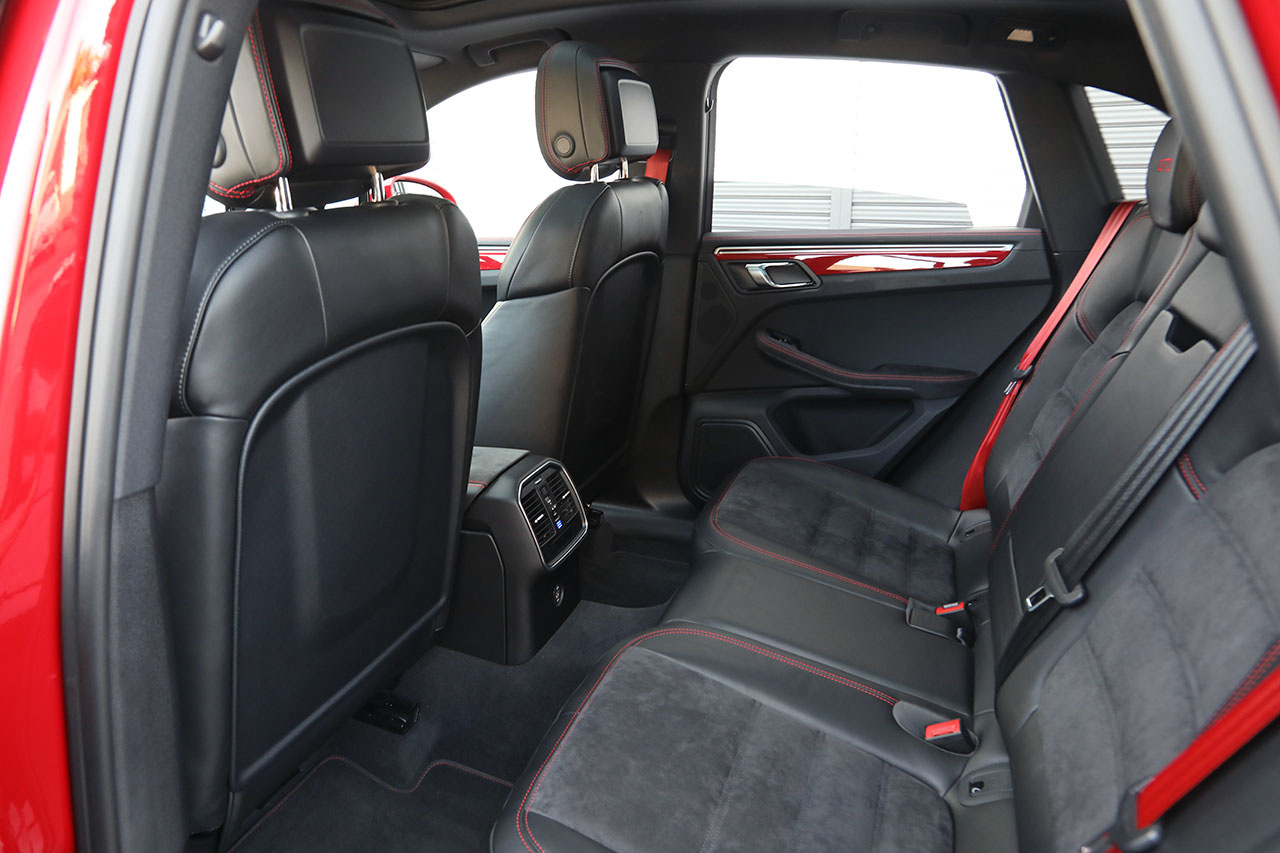 2018 Porsche MACAN null