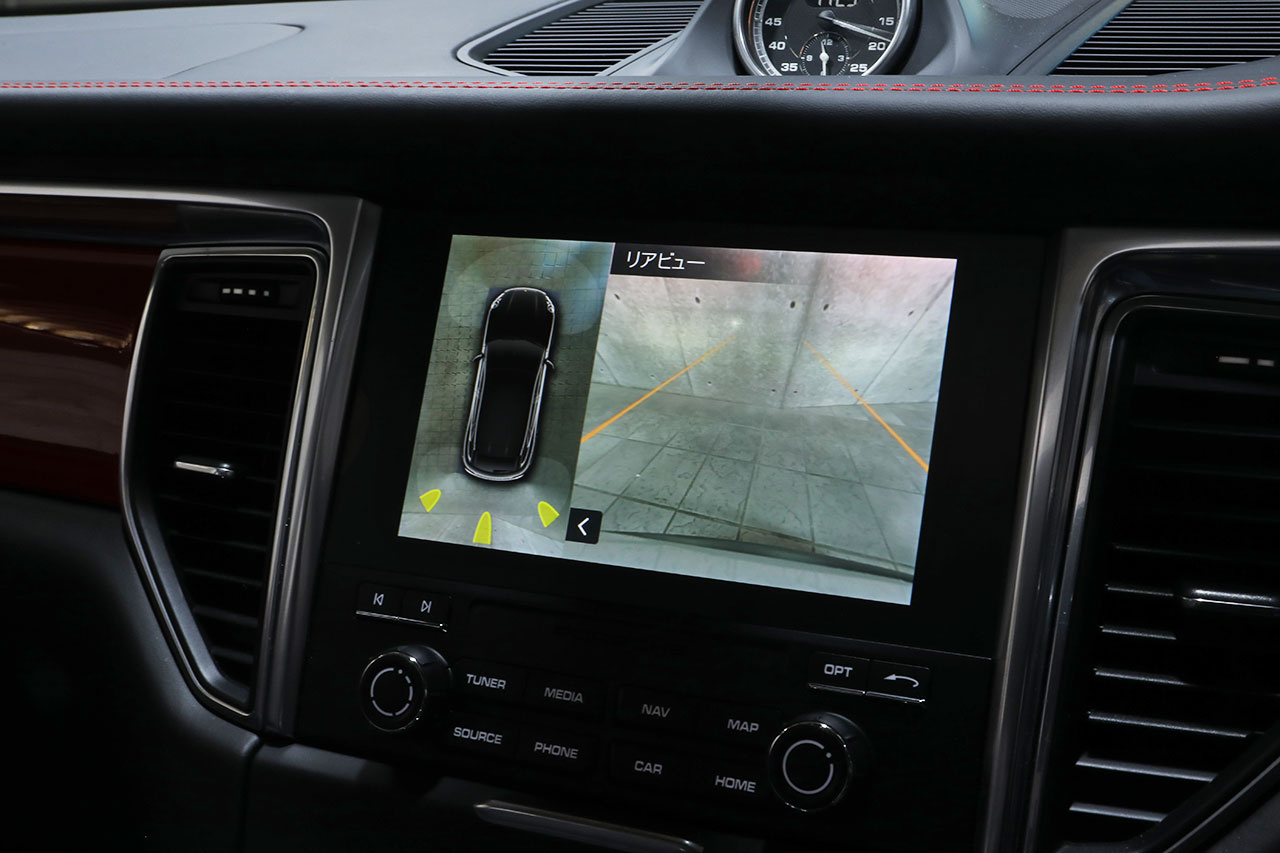 2018 Porsche MACAN null