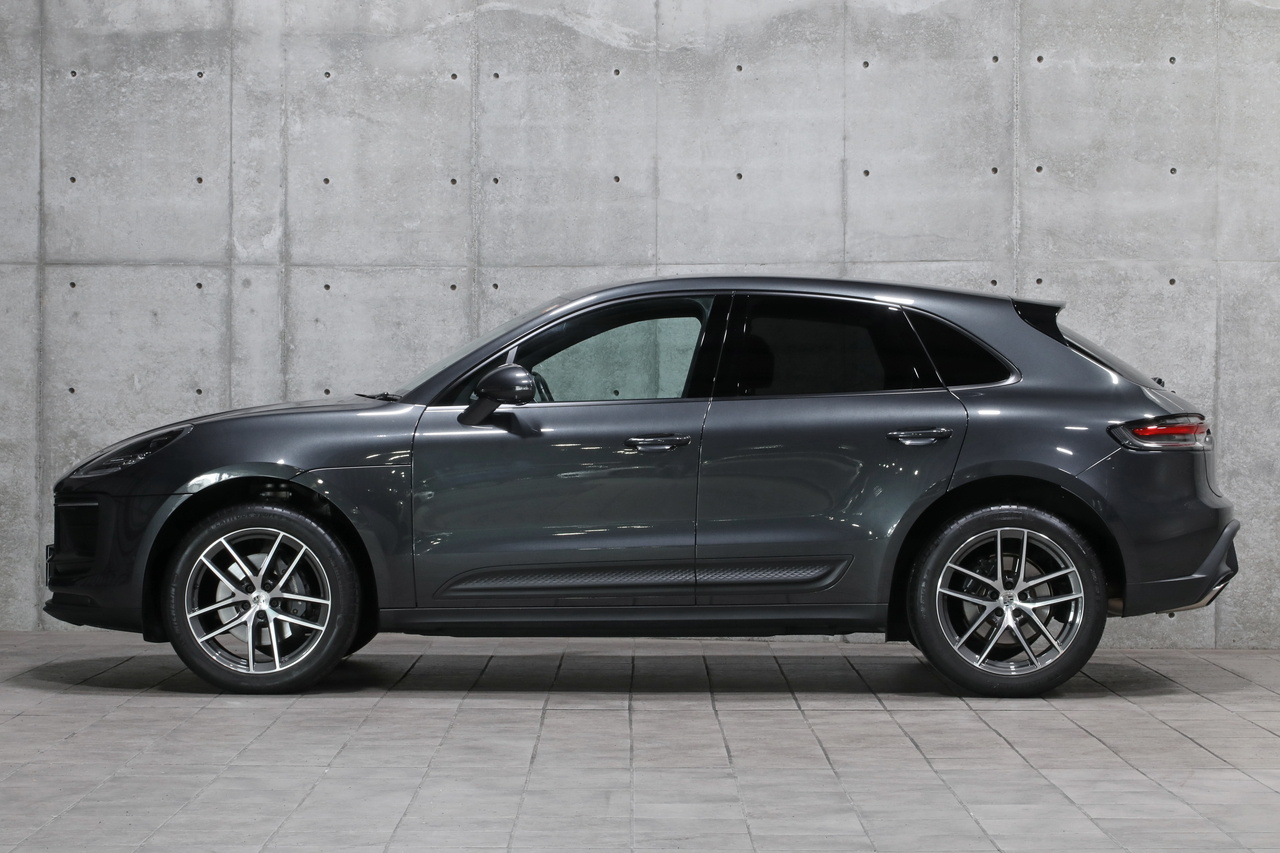 2022 Porsche MACAN null