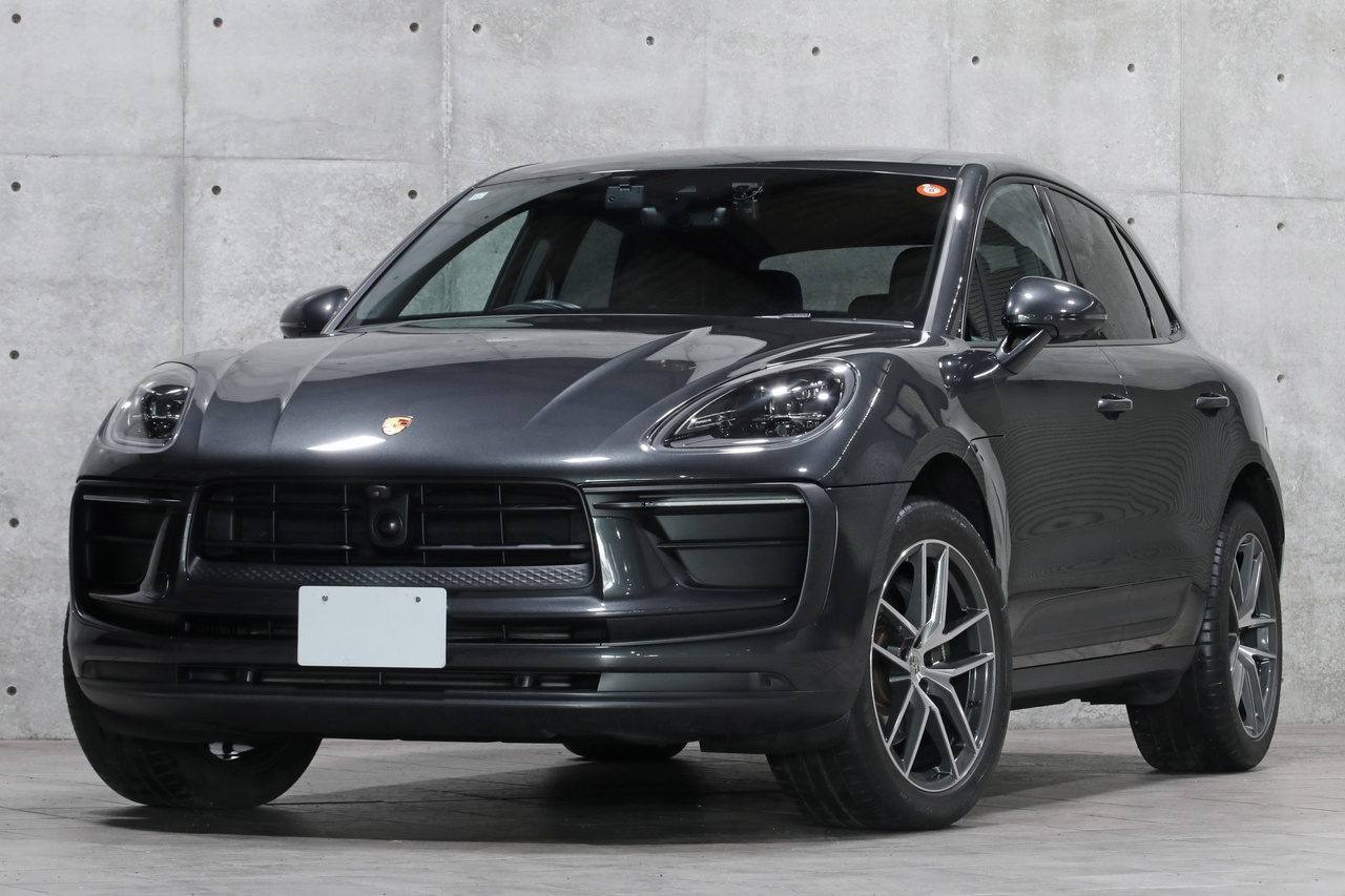 2022 Porsche MACAN null