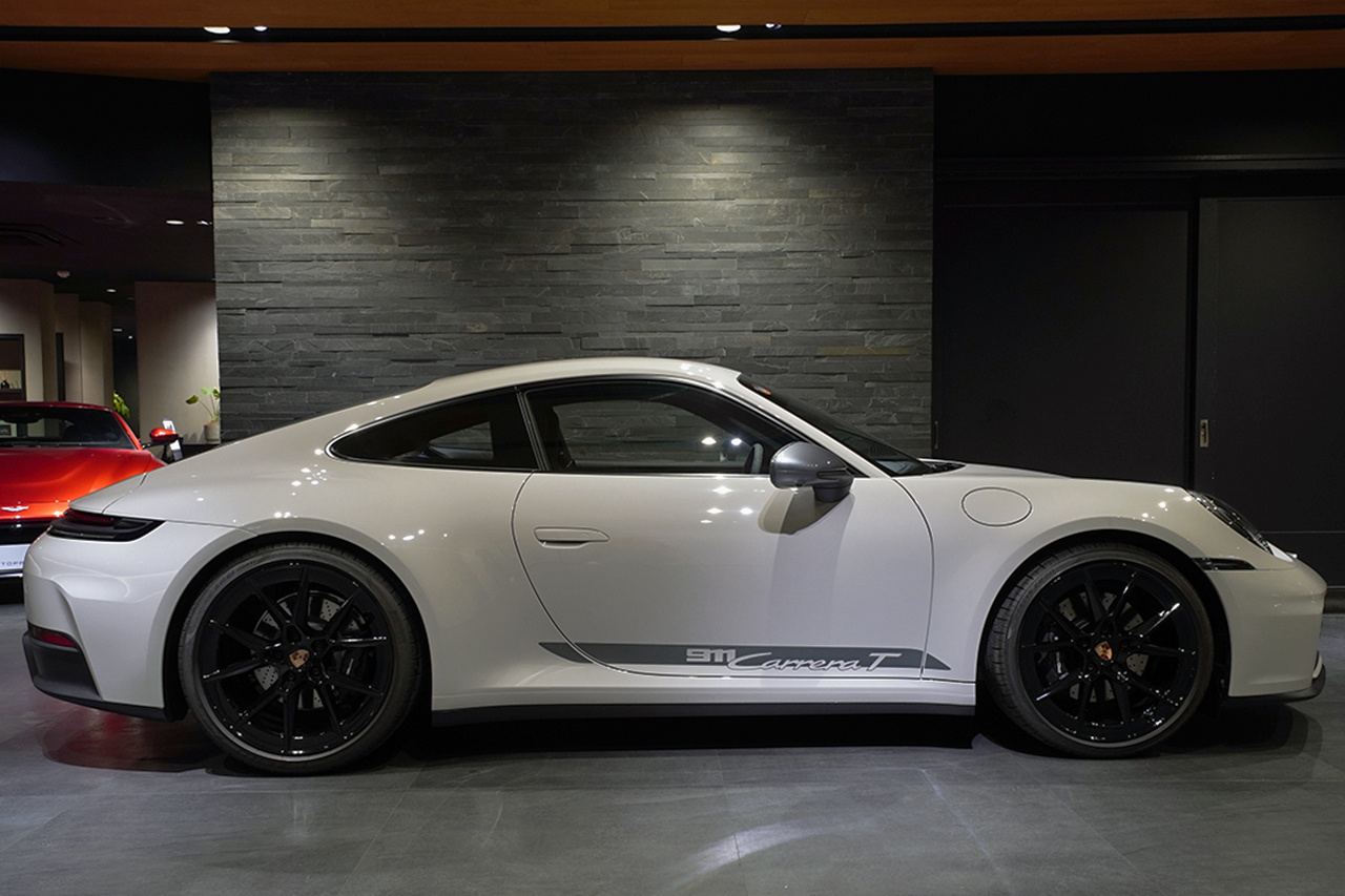 2025 Porsche 911 