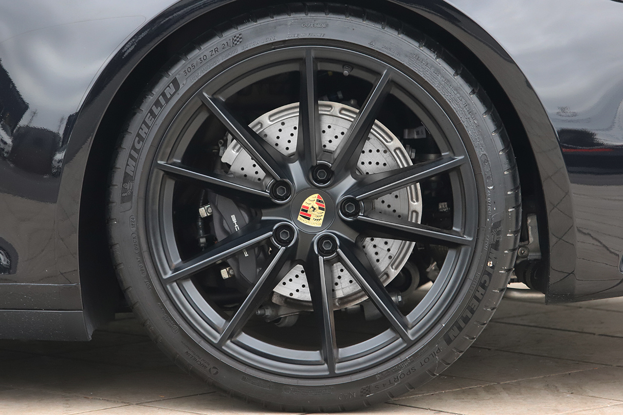 2024 Porsche 911 null