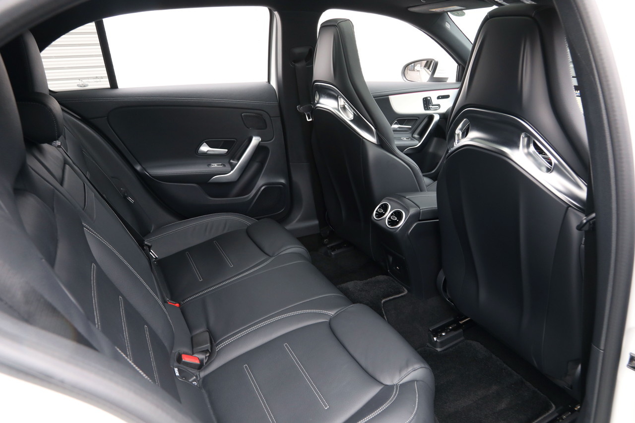 2024 Mercedes-AMG A-CLASS null