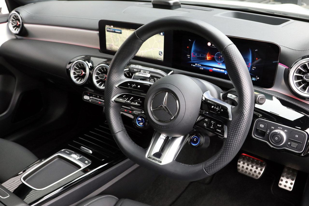 2024 Mercedes-AMG A-CLASS null