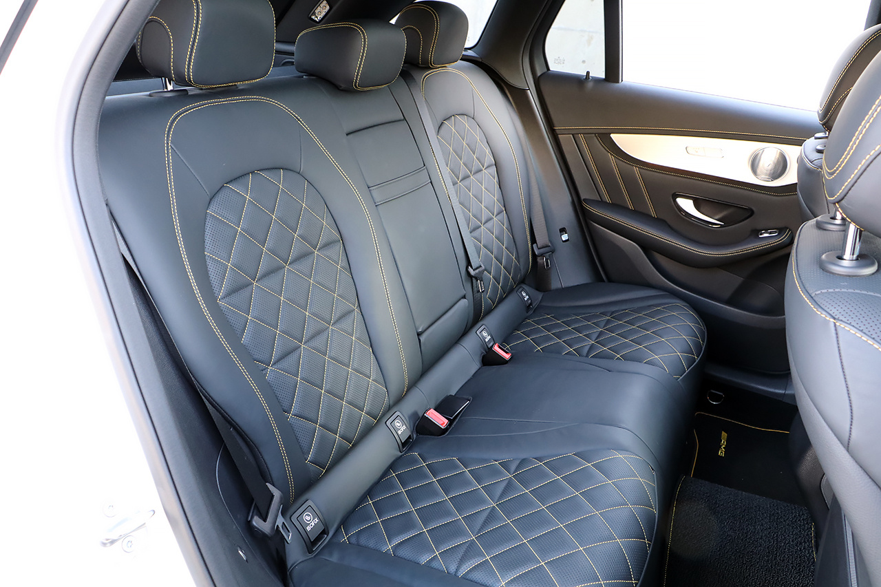 2018 Mercedes-AMG glc-class null