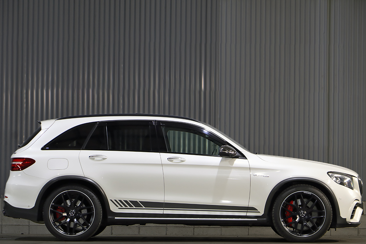 2018 Mercedes-AMG glc-class null