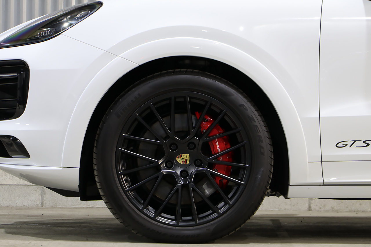 2022 Porsche CAYENNE 