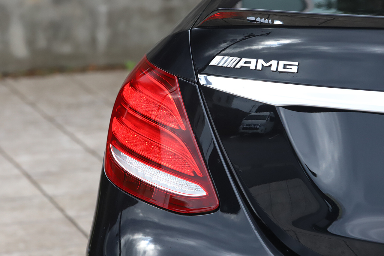 2017 Mercedes-AMG E CLASS null