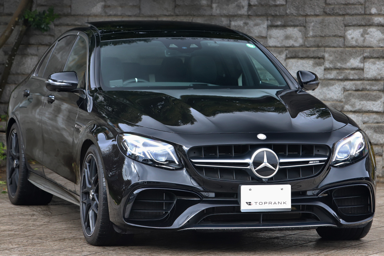 2017 Mercedes-AMG E CLASS null