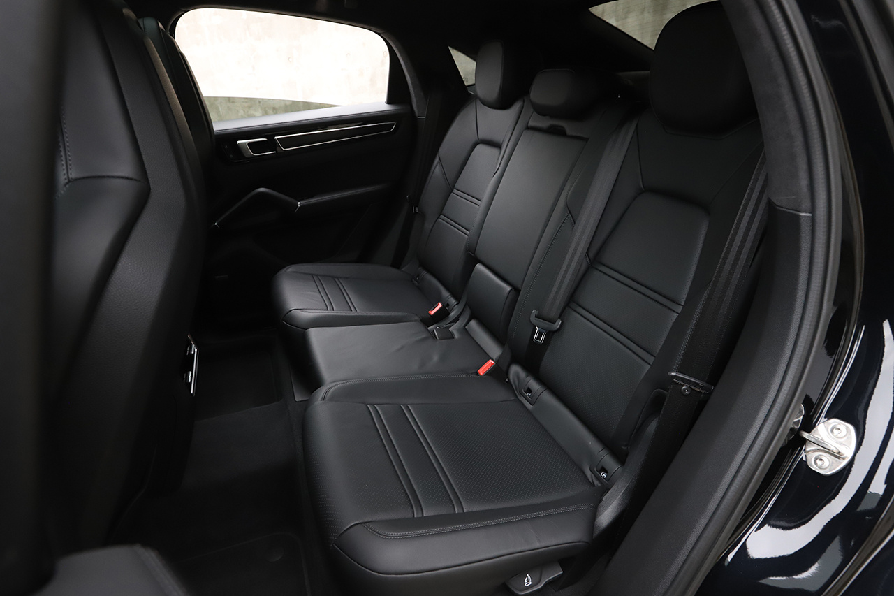 2022 Porsche カイエンクーペ null