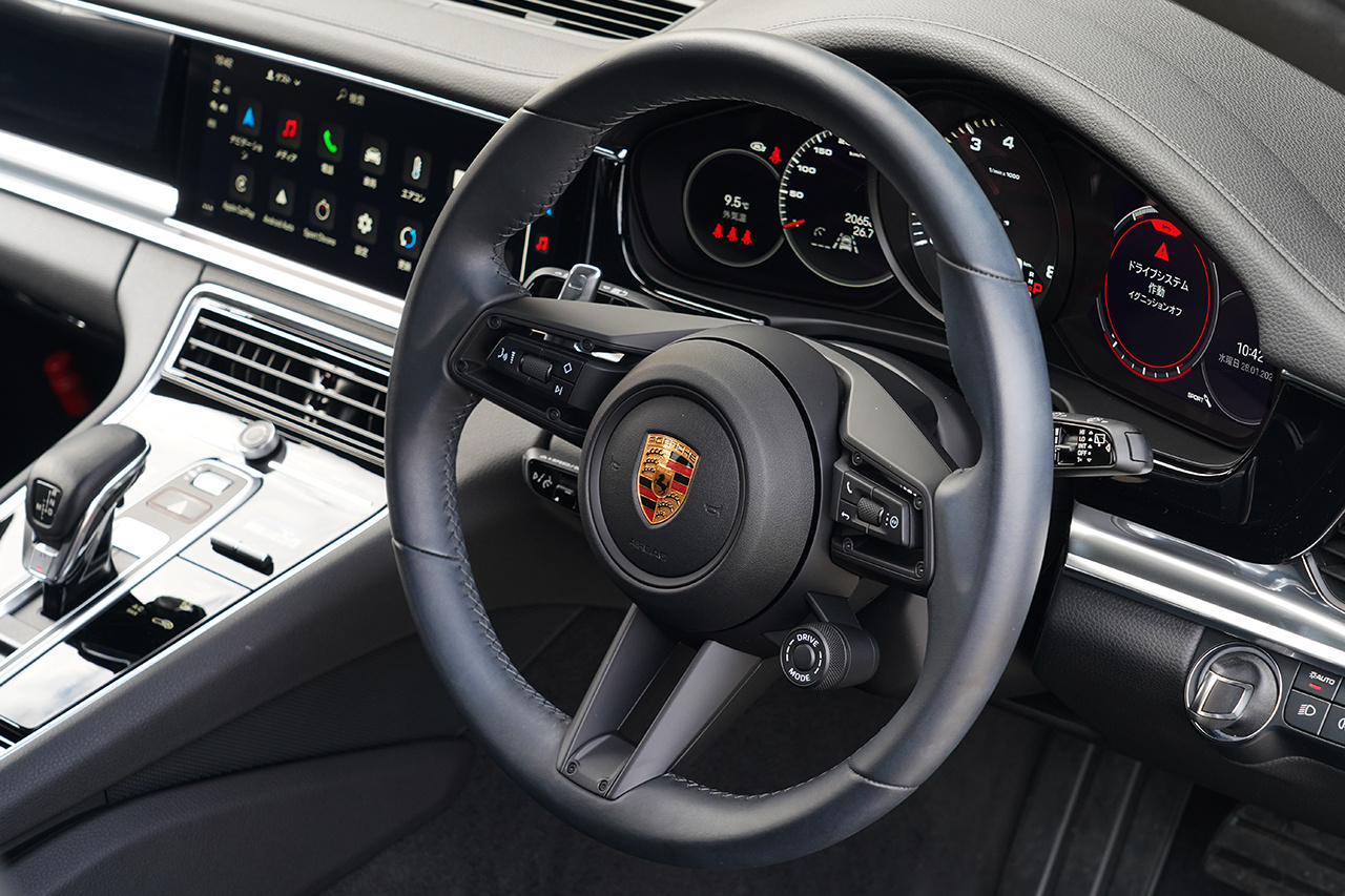 2023 Porsche PANAMERA null