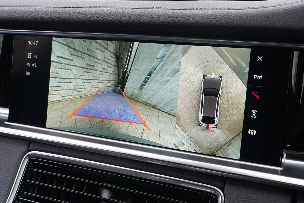 2023 Porsche PANAMERA null