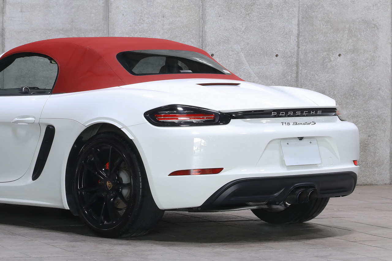 2016 Porsche 718 BOXSTER null